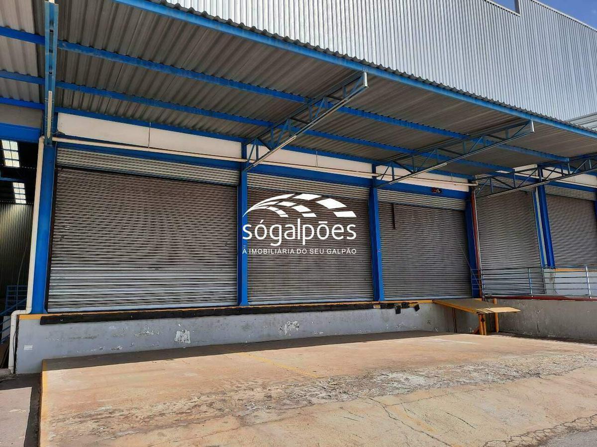 Galpão, Bandeirinhas, 4 Vagas