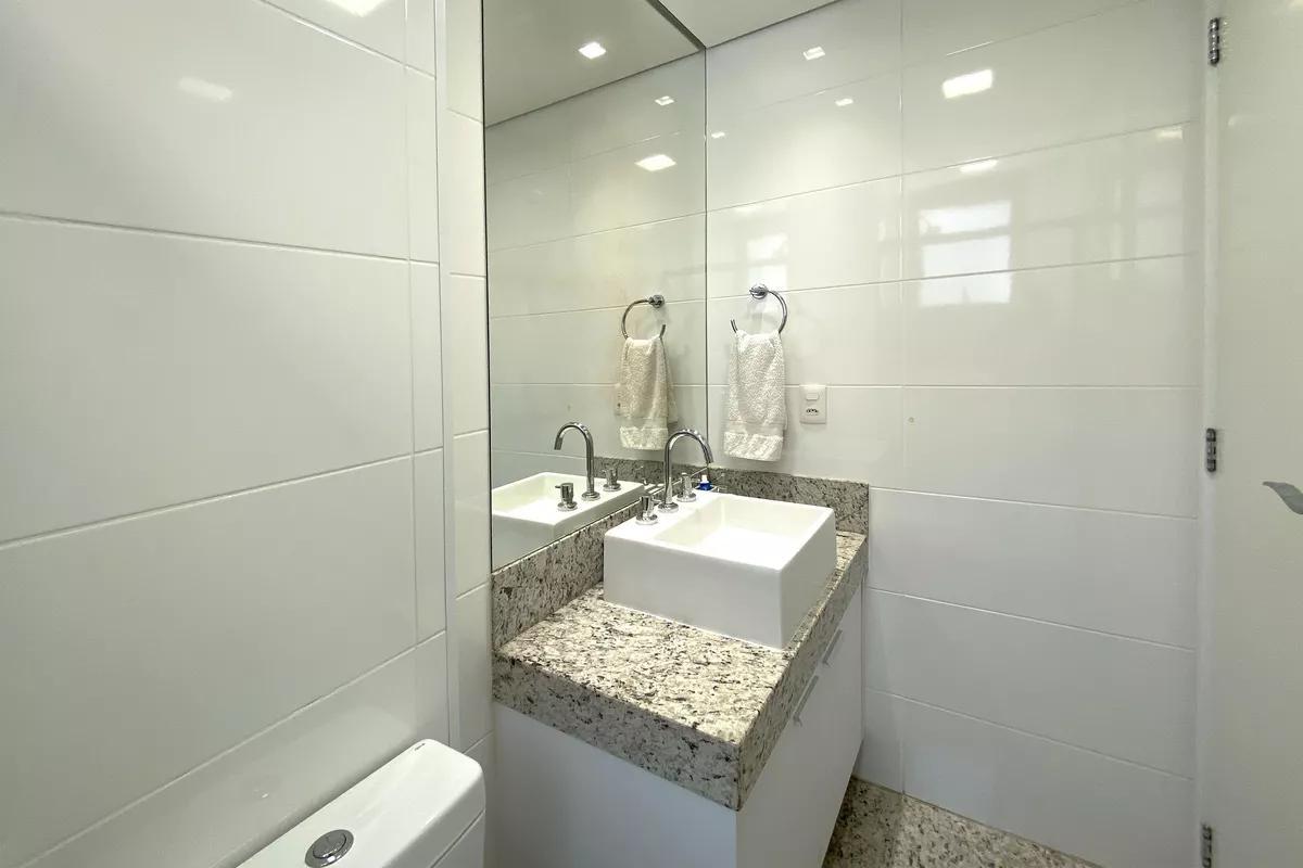 Apartamento, Funcionários, 2 Quartos, 2 Vagas, 2 Suítes