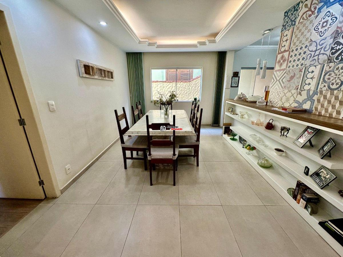 Casa, Itapoã, 4 Quartos, 4 Vagas, 2 Suítes