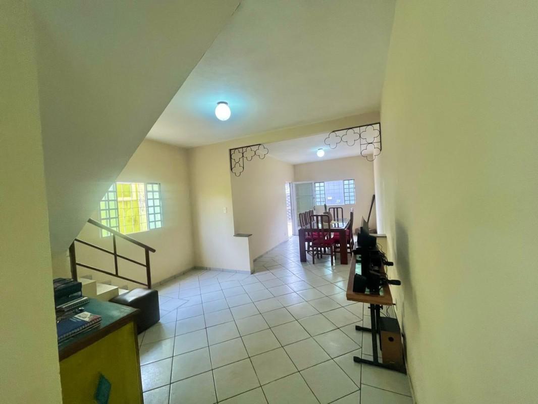 Casa, Santa Terezinha, 3 Quartos, 3 Vagas