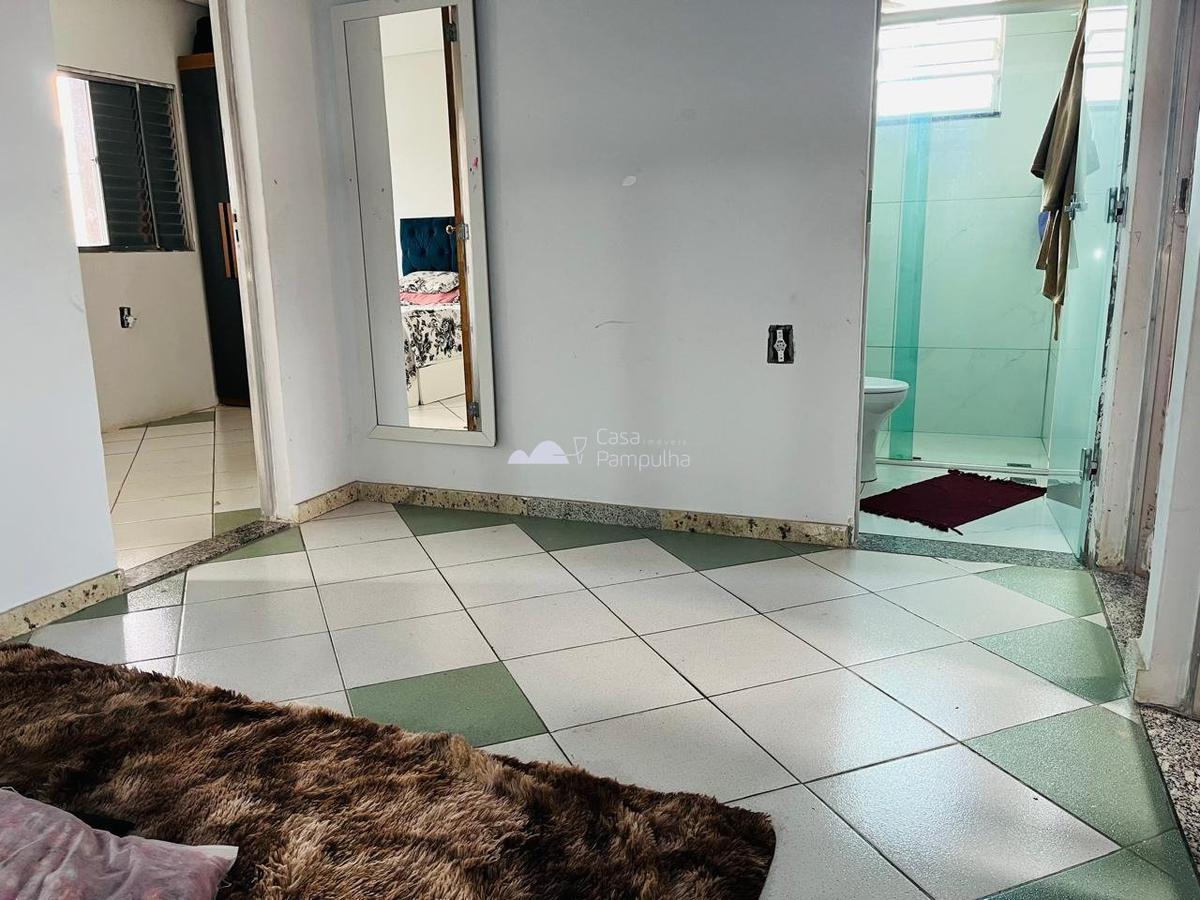 Casa, Planalto, 3 Quartos, 4 Vagas, 1 Suíte