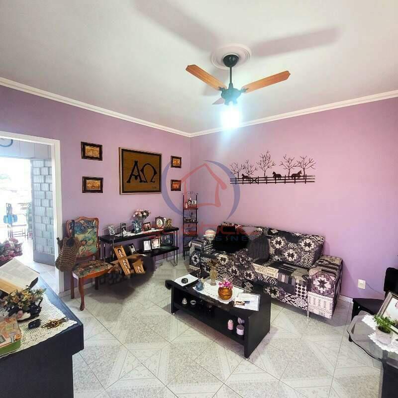 Casa, Alípio de Melo, 4 Quartos, 2 Vagas, 1 Suíte