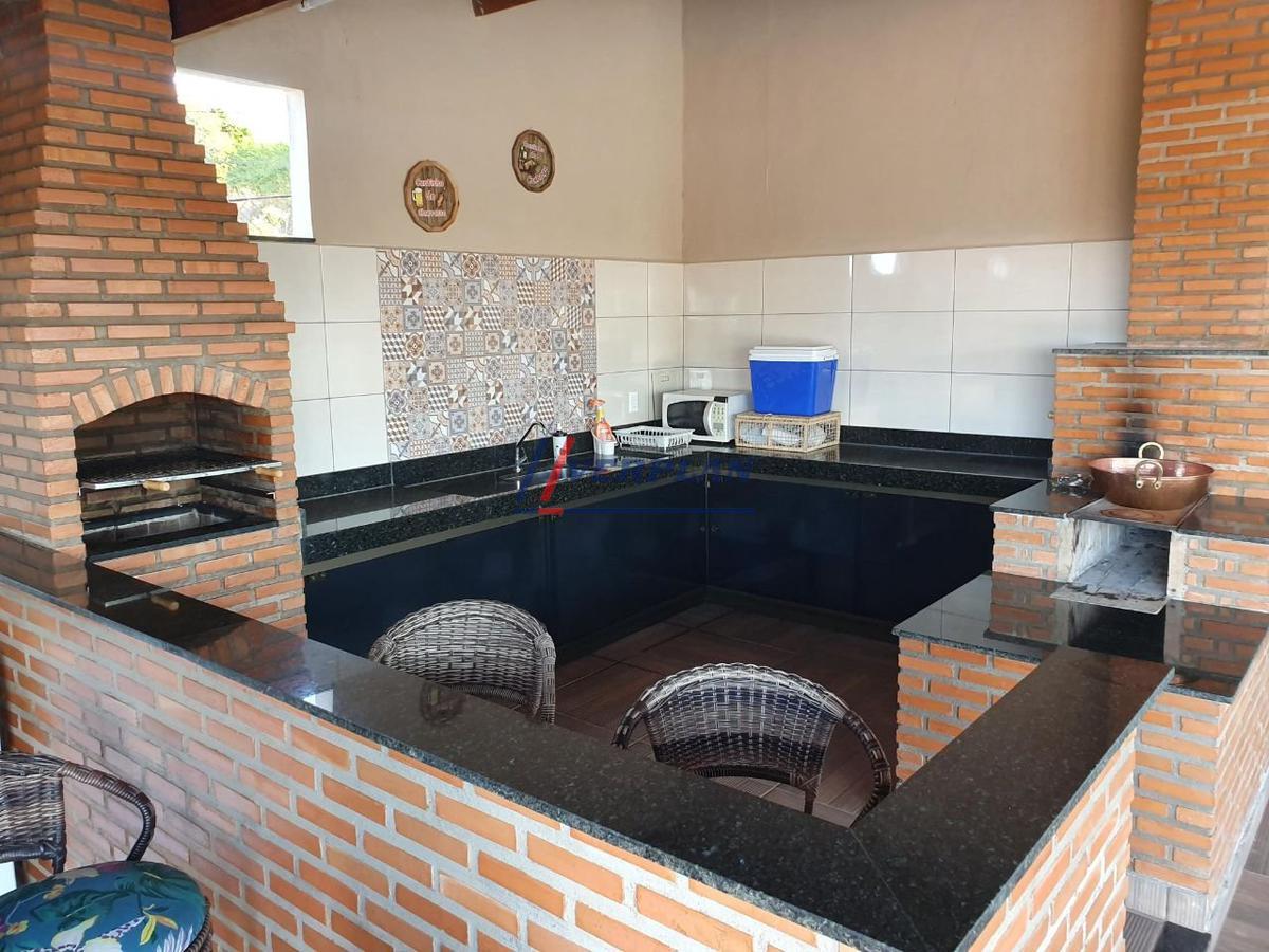 Rural, Centro, 6 Quartos, 4 Vagas, 3 Suítes