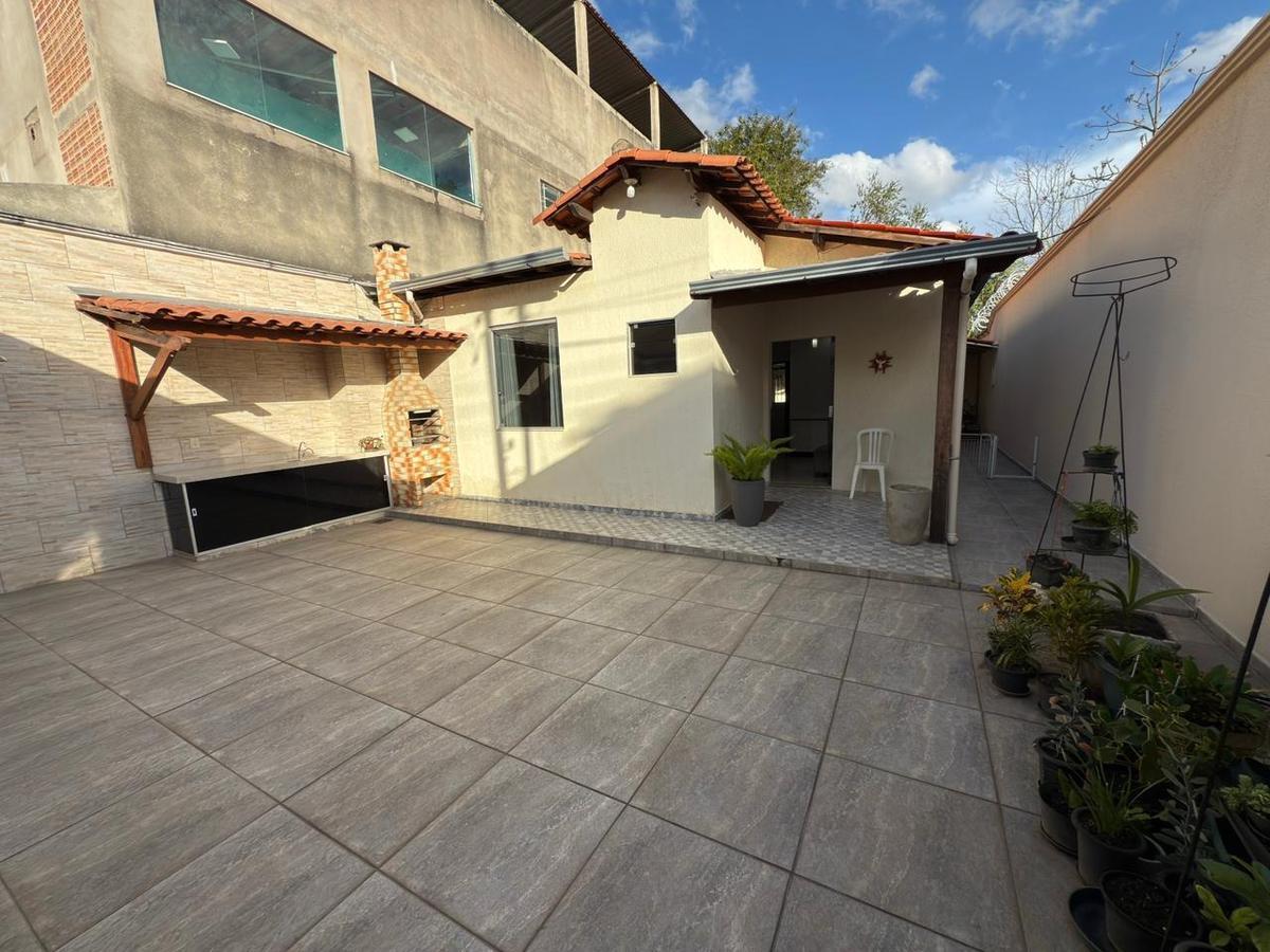 Casa, Jardim Leblon, 3 Quartos, 4 Vagas, 1 Suíte