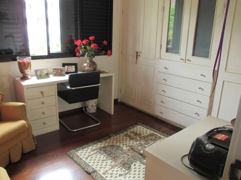 Apartamento, Funcionários, 4 Quartos, 2 Vagas, 1 Suíte