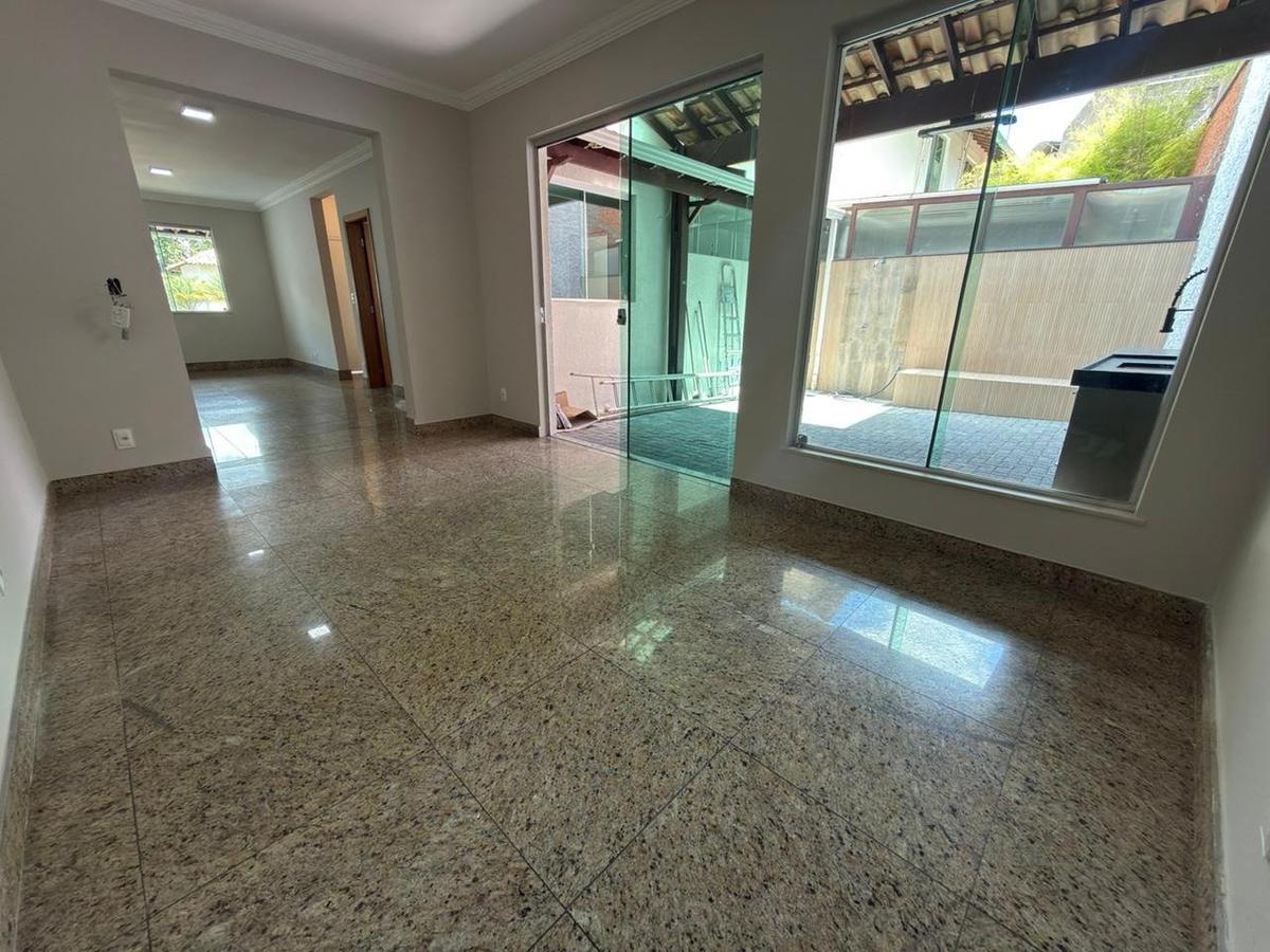 Casa, Santa Amélia, 3 Quartos, 2 Vagas, 1 Suíte