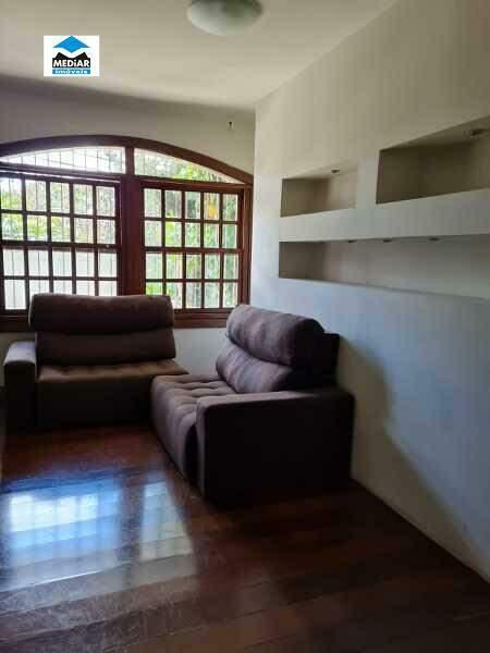 Casa, Luxemburgo, 5 Quartos, 3 Vagas, 1 Suíte