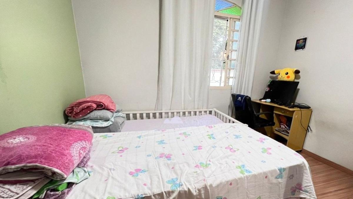 Casa, Itapoã, 5 Quartos, 4 Vagas, 2 Suítes