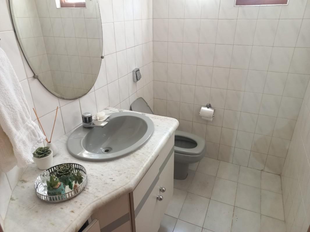 Casa, Itapoã, 4 Quartos, 2 Vagas, 1 Suíte