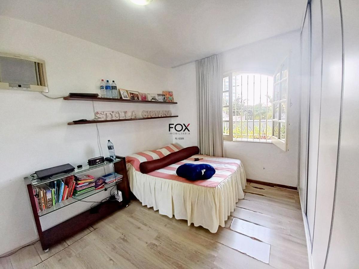 Casa, Santa Lúcia, 5 Quartos, 4 Vagas, 2 Suítes