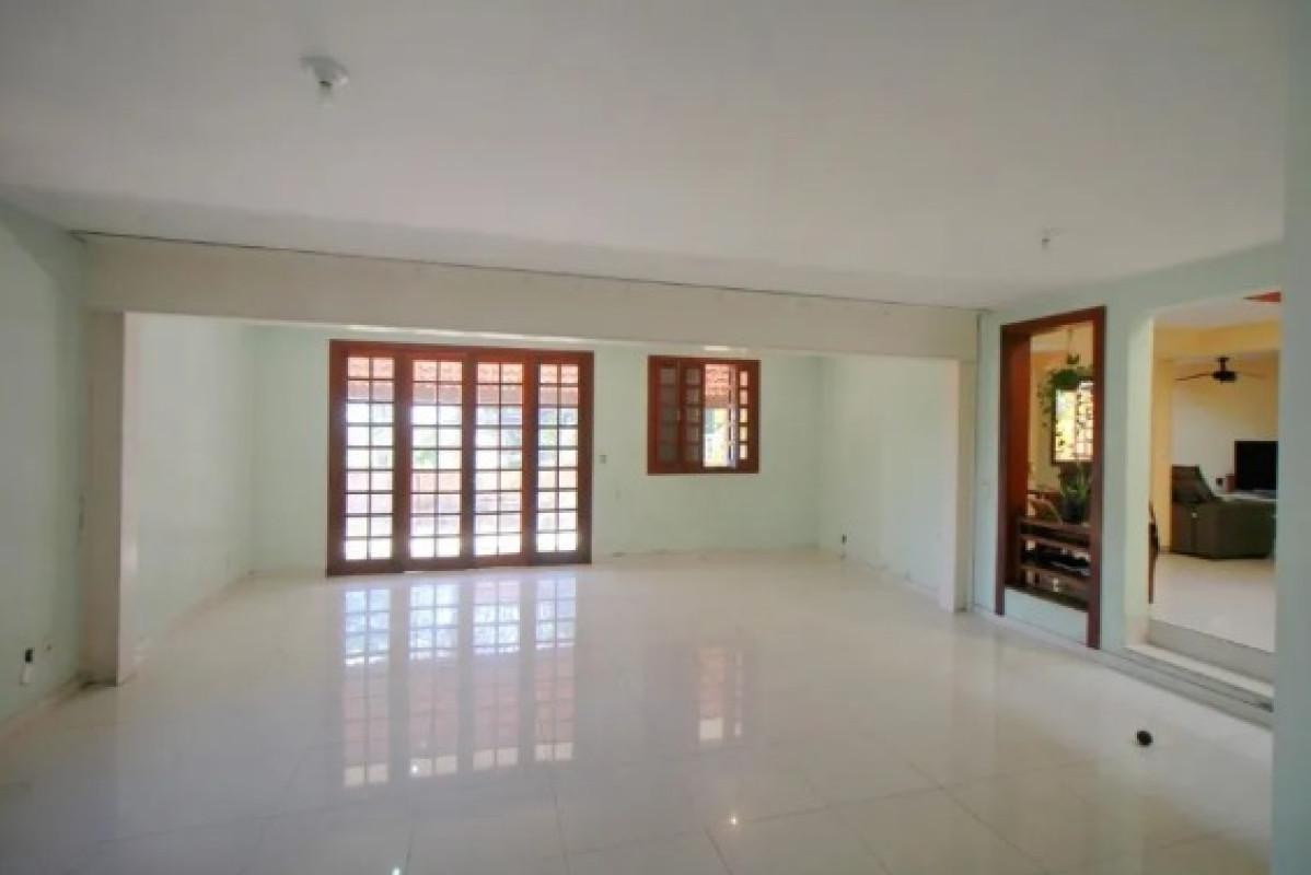 Casa, Santa Lúcia, 6 Quartos, 3 Vagas, 1 Suíte
