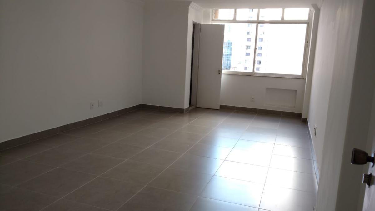 Sala, Centro, 1 Quarto, 0 Vaga