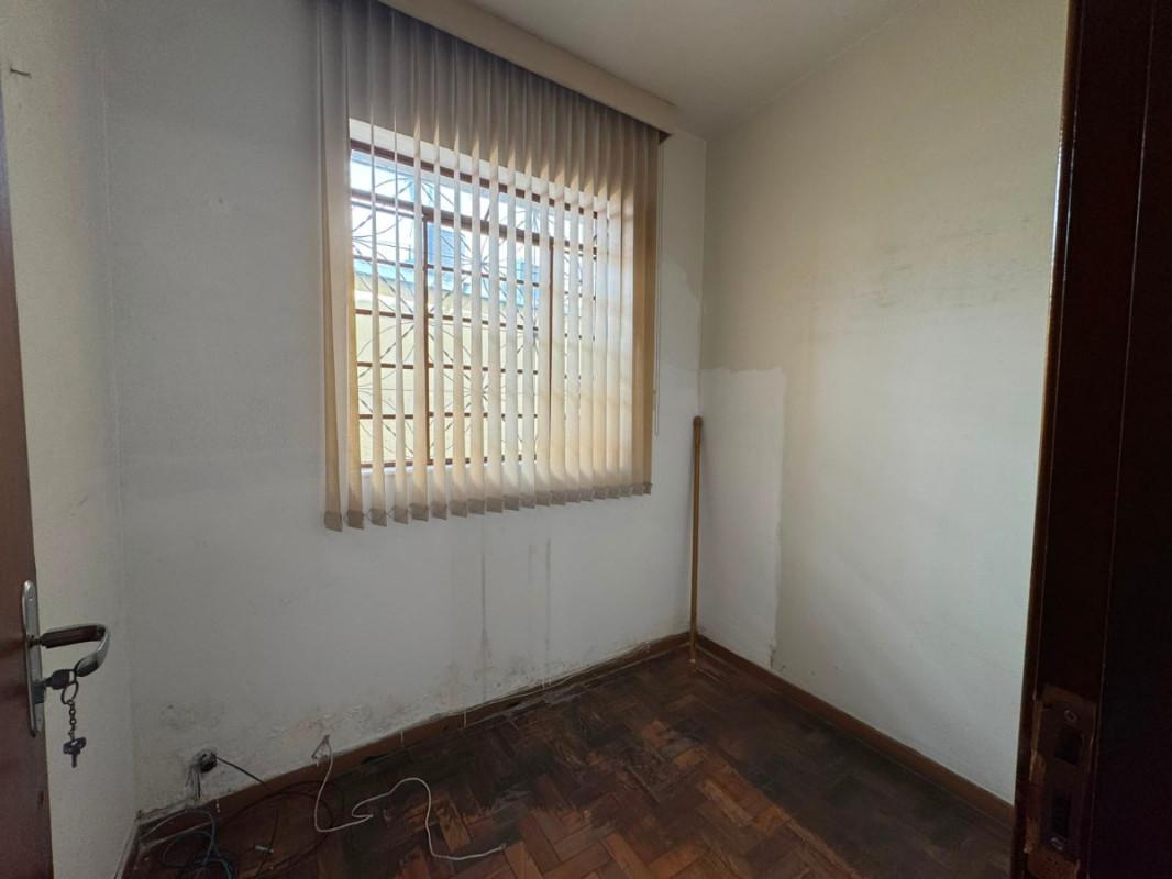 Casa, Carlos Prates, 4 Quartos, 1 Vaga