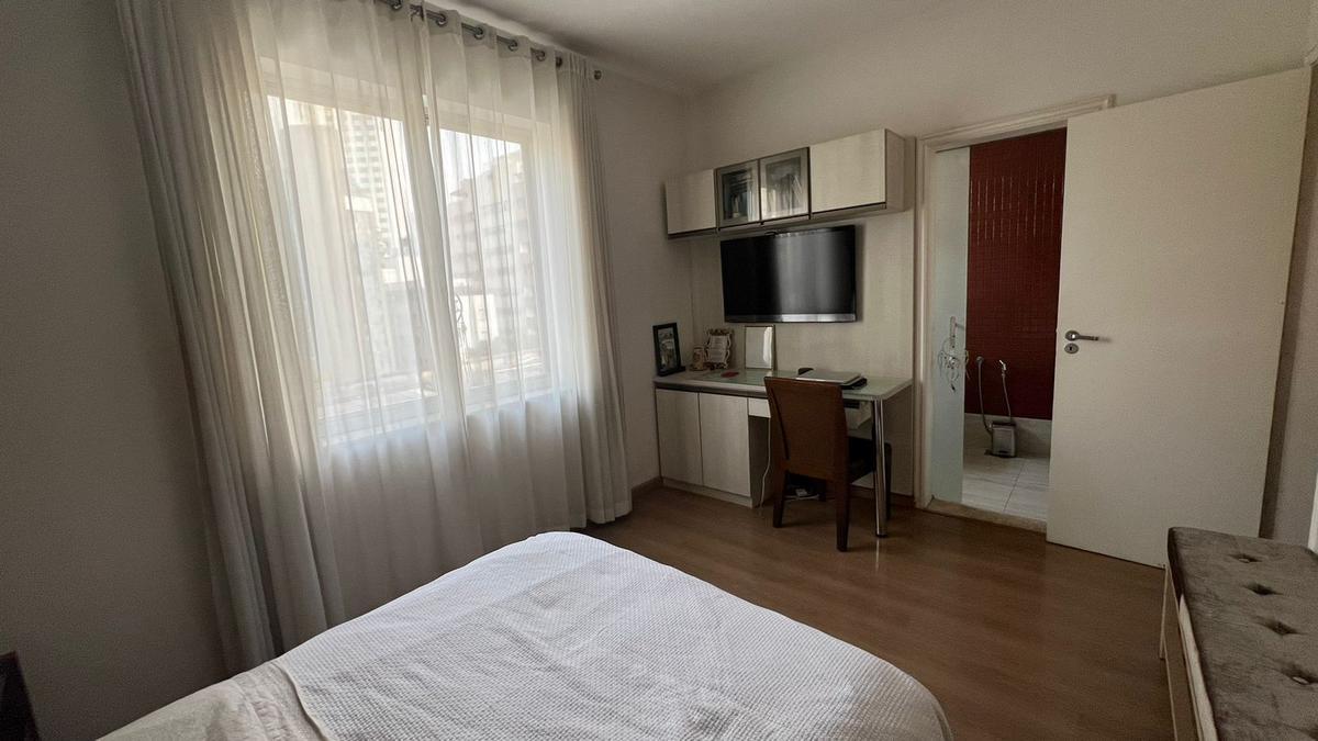 Apartamento, Coração de Jesus, 4 Quartos, 2 Vagas, 2 Suítes