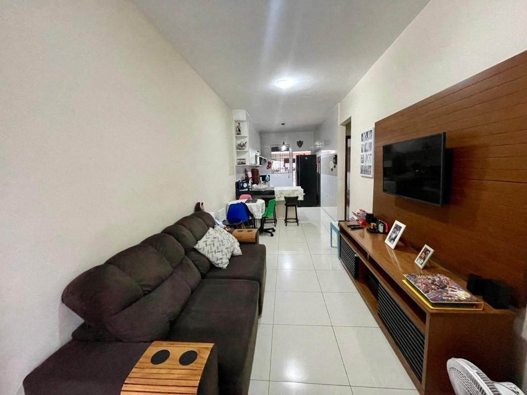 Casa, Parque Xangri-lá, 2 Quartos, 2 Vagas, 1 Suíte