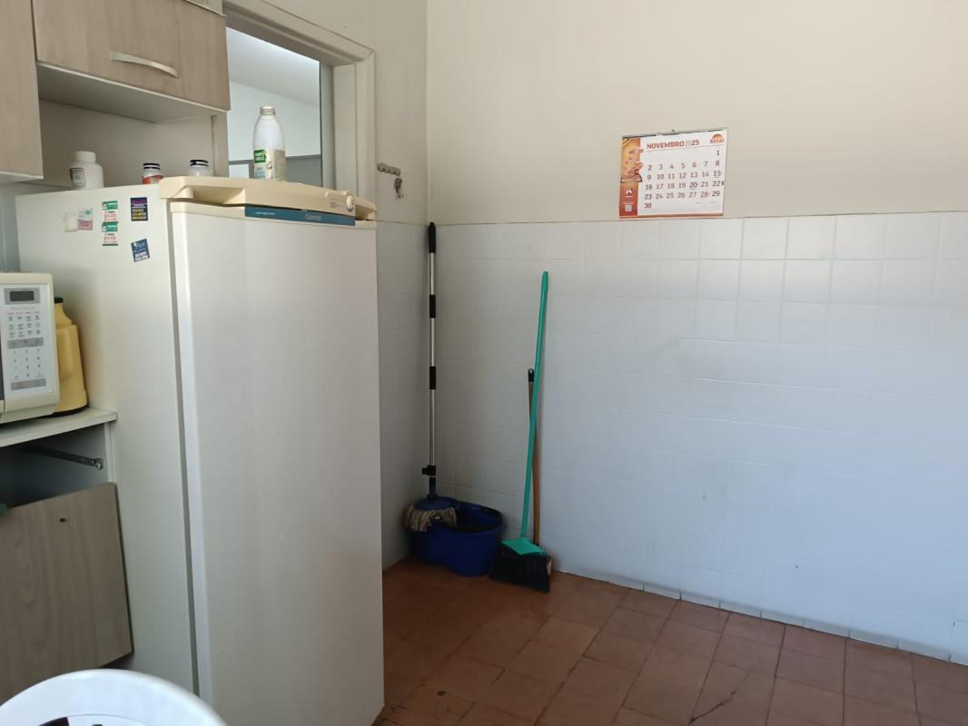 Casa, Cinquentenário, 2 Quartos, 0 Vaga