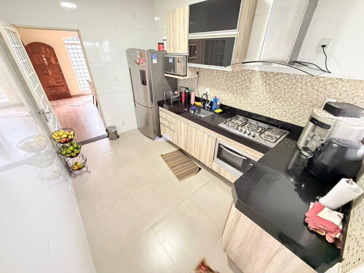 Casa, São João Batista (venda Nova), 7 Quartos, 3 Vagas, 4 Suítes