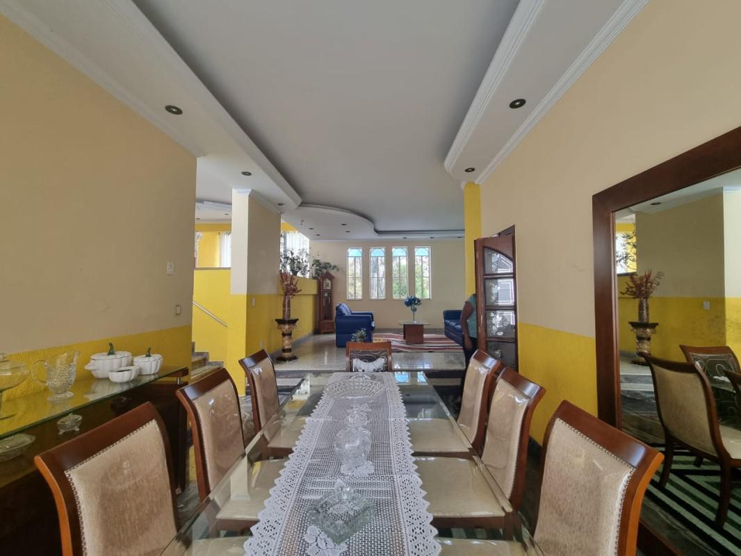 Casa, Jardim Riacho das Pedras, 4 Quartos, 8 Vagas, 2 Suítes