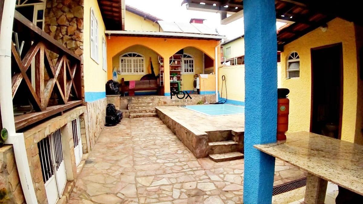 Casa, Camargos, 4 Quartos, 5 Vagas, 2 Suítes
