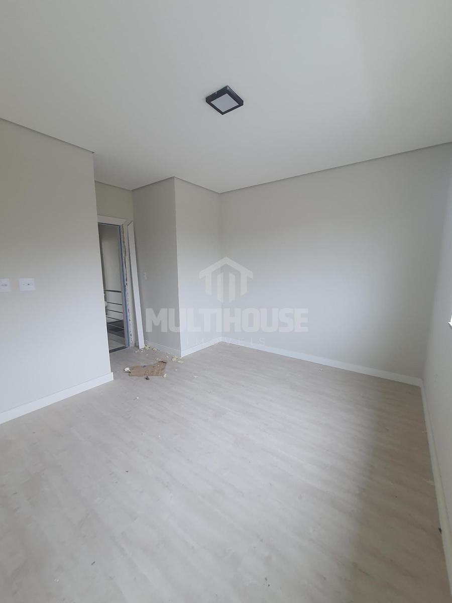 Casa, Jardim Leblon, 3 Quartos, 0 Vaga, 1 Suíte