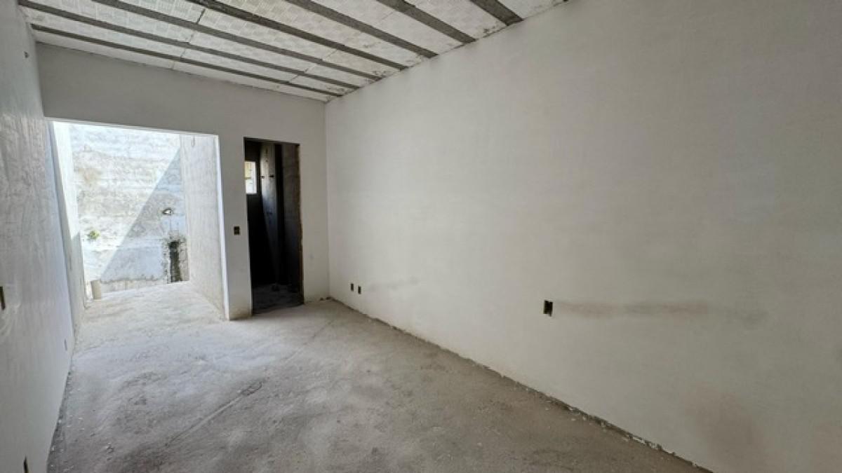 Casa, Cabral, 3 Quartos, 4 Vagas, 3 Suítes