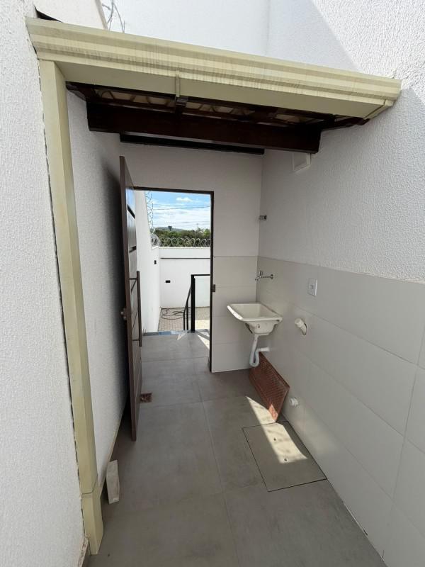 Casa, Novo Centro, 3 Quartos, 2 Vagas, 1 Suíte