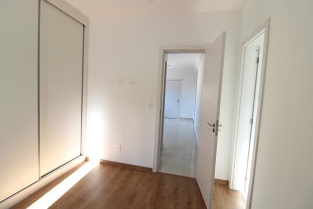 Apartamento, Floresta, 2 Quartos, 2 Vagas, 2 Suítes