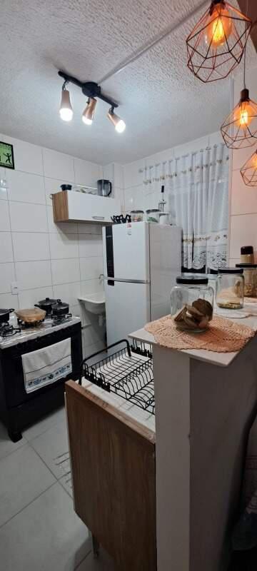 Apartamento, Três Barras, 2 Quartos, 1 Vaga