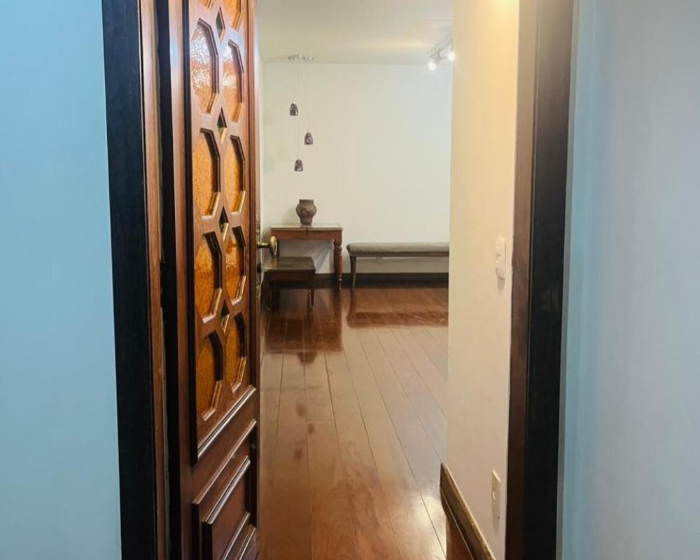 Apartamento, Funcionários, 4 Quartos, 2 Vagas, 1 Suíte
