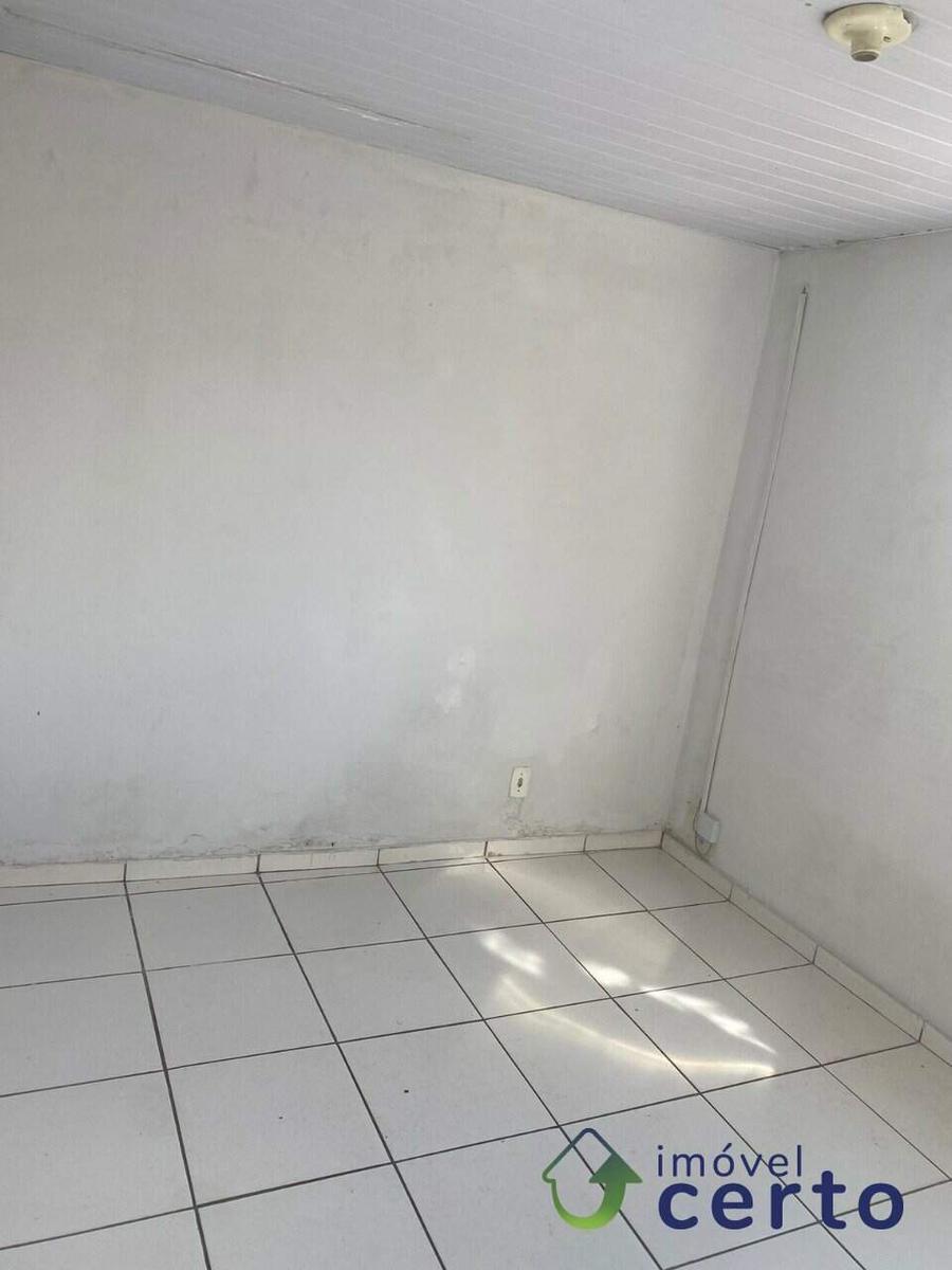 Apartamento, Santa Terezinha, 1 Quarto, 0 Vaga