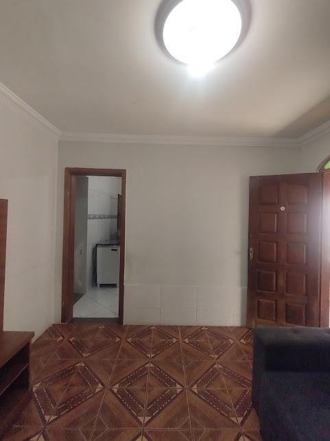 Casa, Jardim Vitória, 3 Quartos, 2 Vagas, 1 Suíte