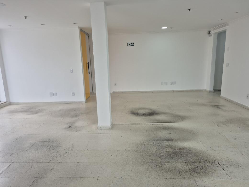 Sala, Barro Preto, 0 Quarto, 0 Vaga