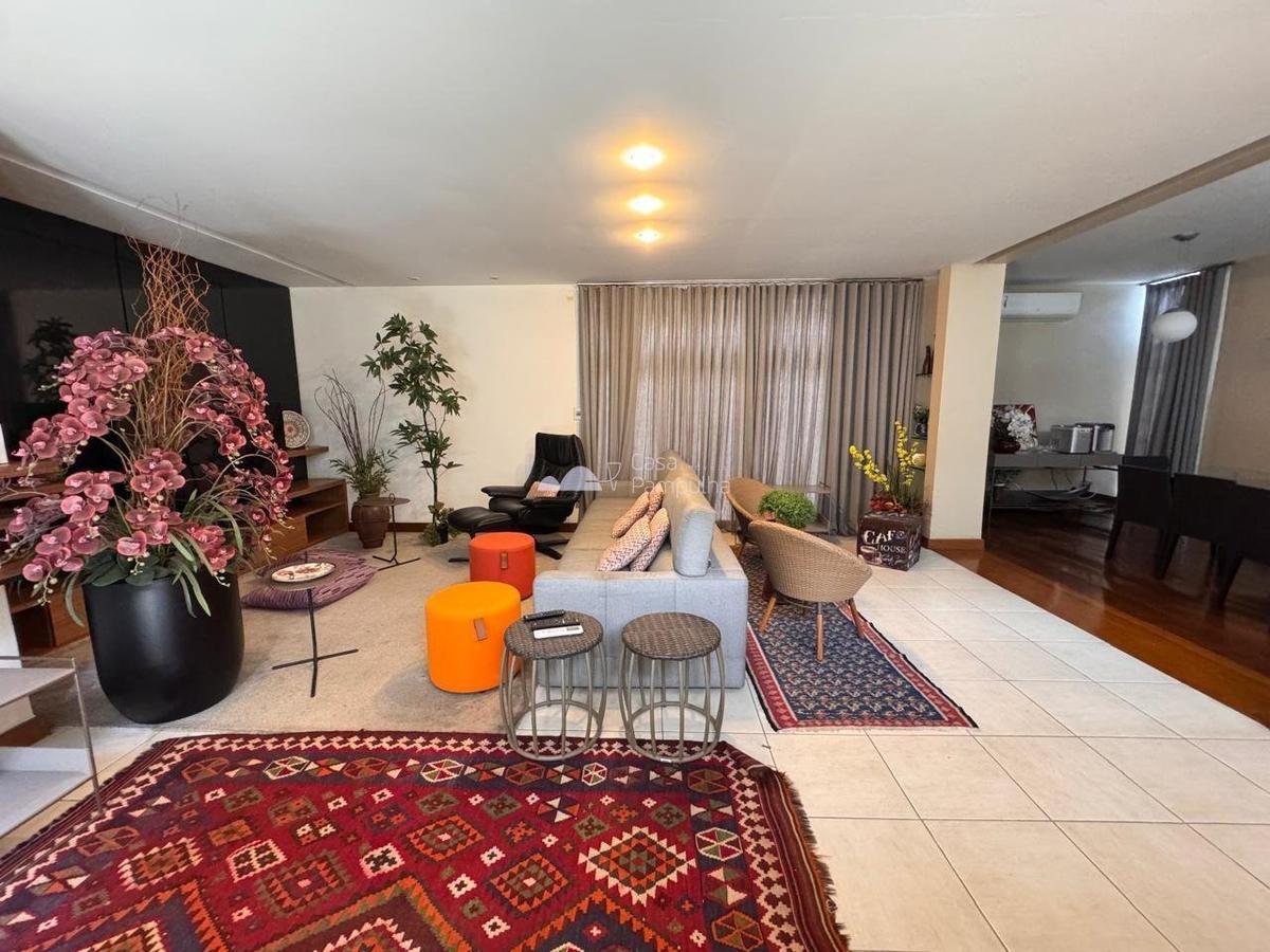 Casa, Ouro Preto, 6 Quartos, 3 Vagas, 2 Suítes