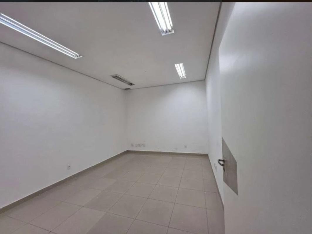 Prédio, Barro Preto, 1 Quarto, 0 Vaga, 1 Suíte