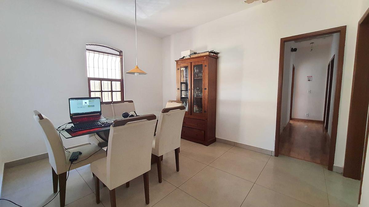 Casa, Jardim Industrial, 3 Quartos, 3 Vagas, 1 Suíte