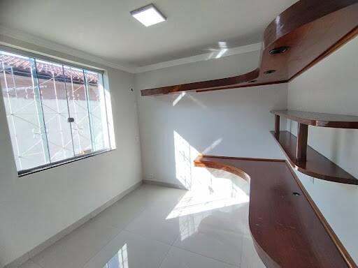 Casa, Todos Os Santos, 3 Quartos, 3 Vagas, 1 Suíte