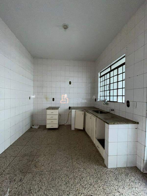 Casa, Parque Turistas, 2 Quartos, 1 Vaga