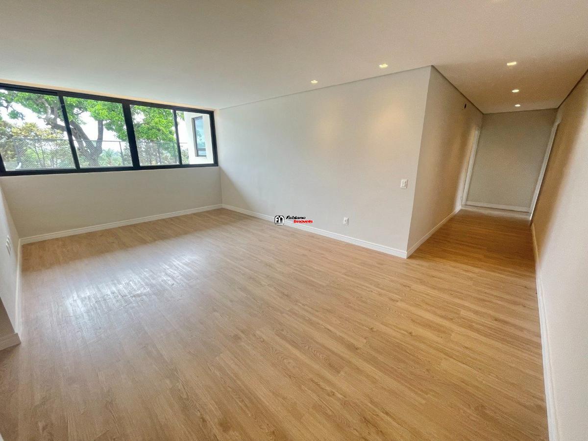Casa, Bandeirantes (pampulha), 4 Quartos, 10 Vagas, 4 Suítes