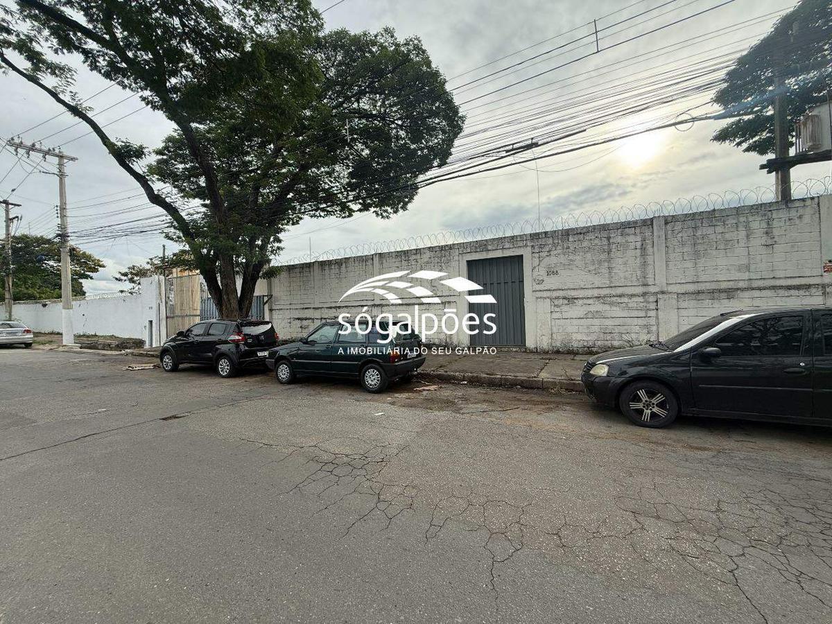 Galpão, Cincão, 20 Vagas