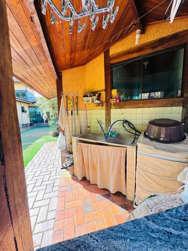 Casa, Serra dos Bandeirantes, 4 Quartos, 2 Vagas, 1 Suíte