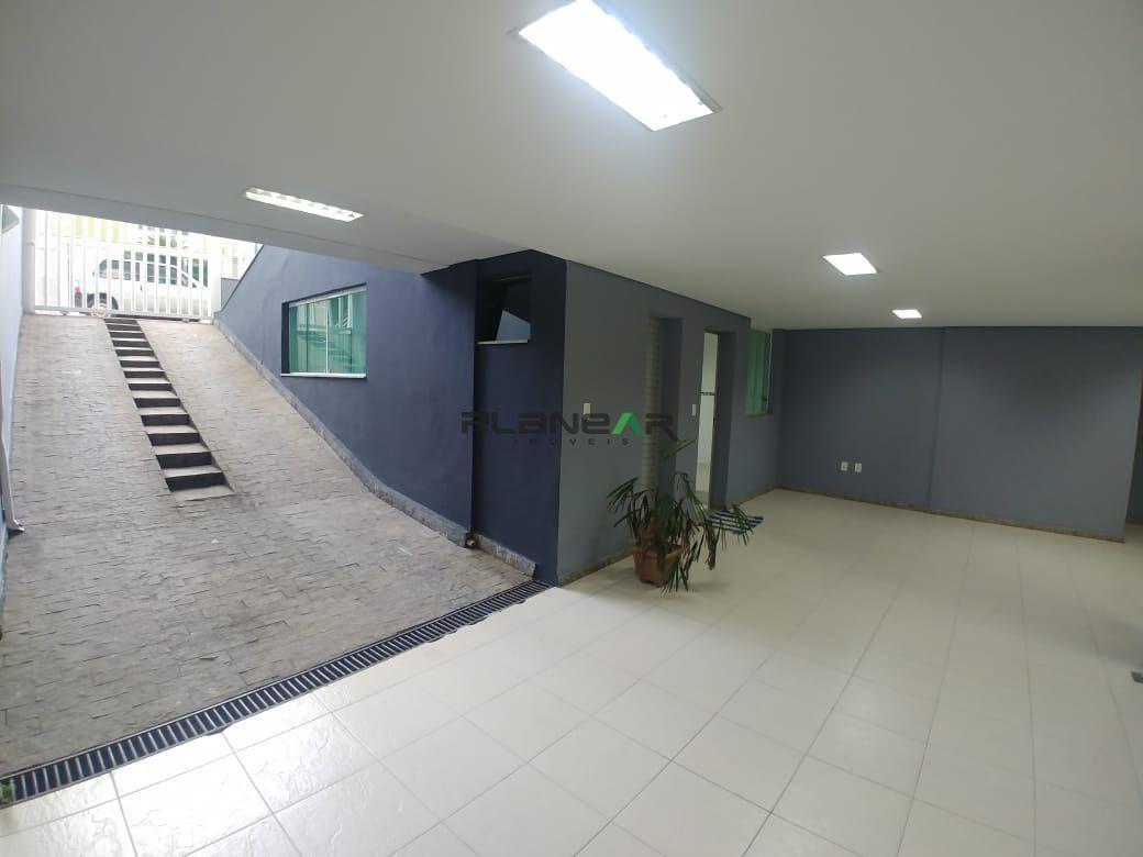 Casa, Jardim Riacho das Pedras, 3 Quartos, 4 Vagas, 3 Suítes