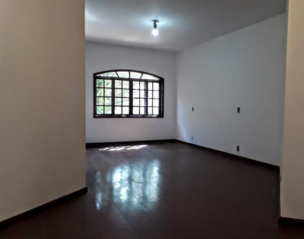 Casa, Pau Pombo, 4 Quartos, 4 Vagas, 1 Suíte