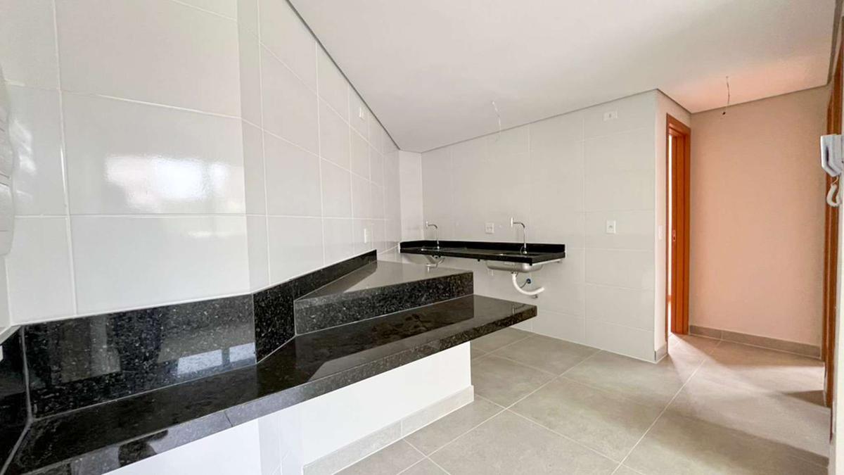 Apartamento, Funcionários, 2 Quartos, 1 Vaga