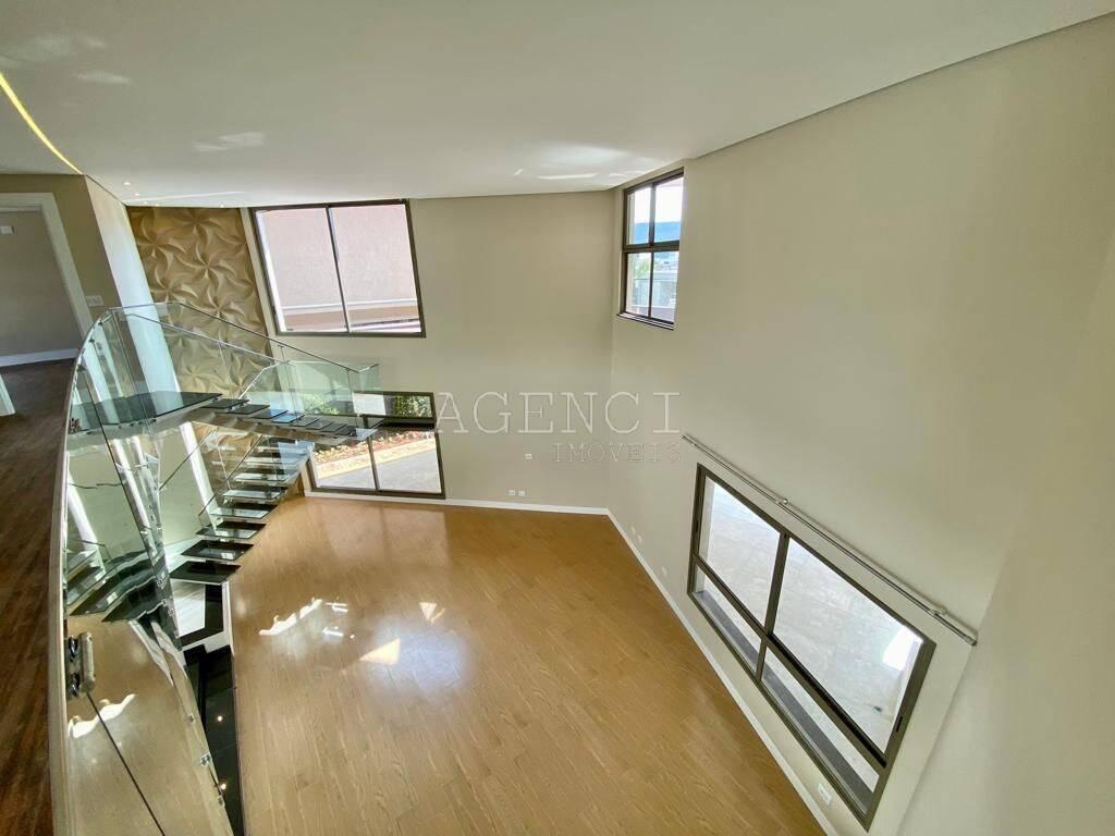 Casa, Alphaville - Lagoa dos Ingleses, 5 Quartos, 0 Vaga, 1 Suíte