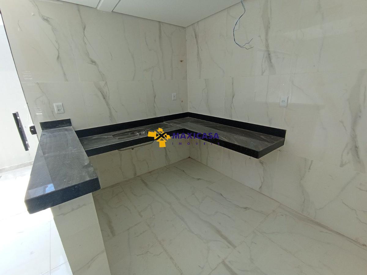 Casa, Santa Mônica, 3 Quartos, 2 Vagas, 1 Suíte