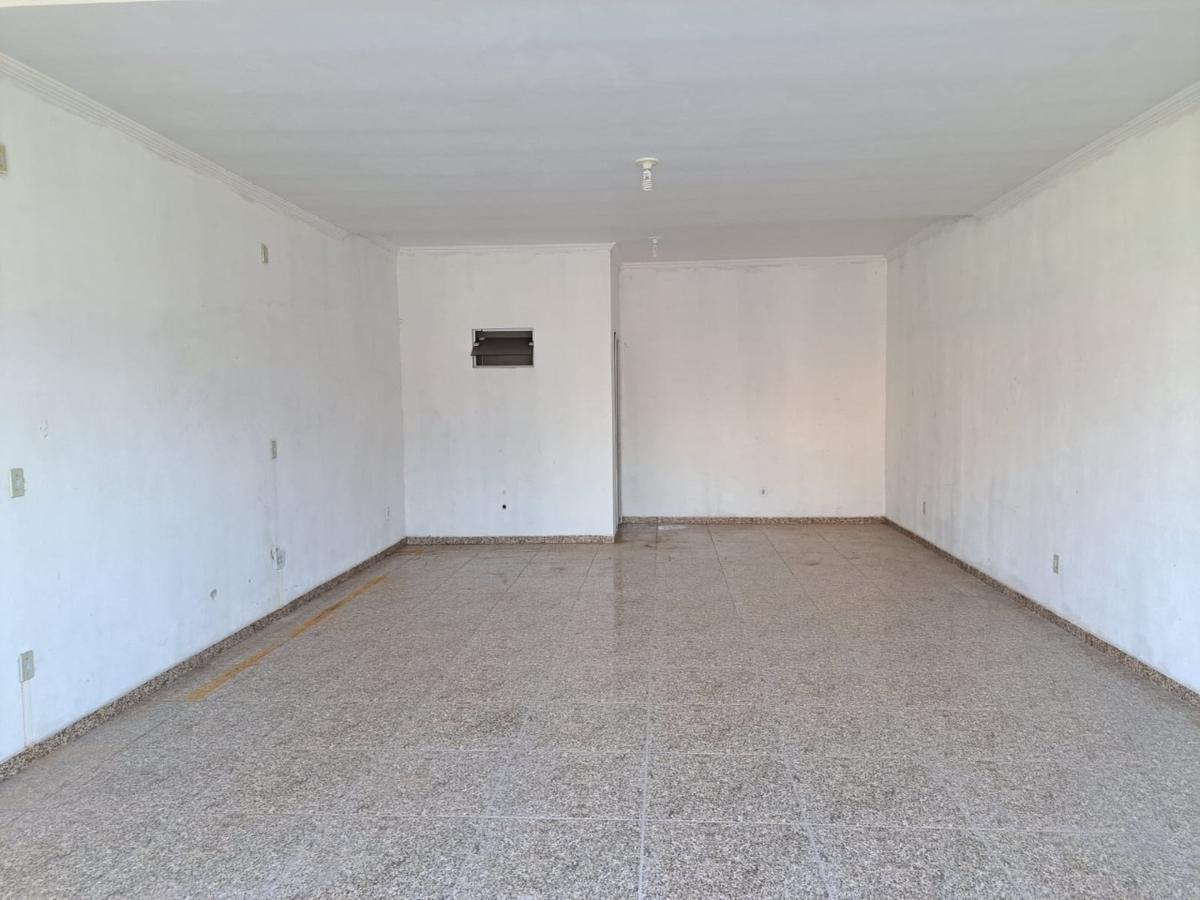 Andar, Centro, 0 Quarto, 0 Vaga