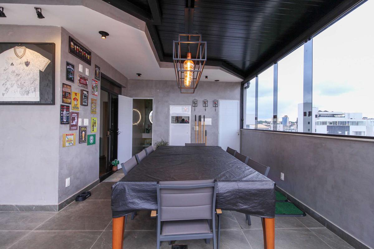 Apartamento, Castelo, 4 Quartos, 4 Vagas, 1 Suíte