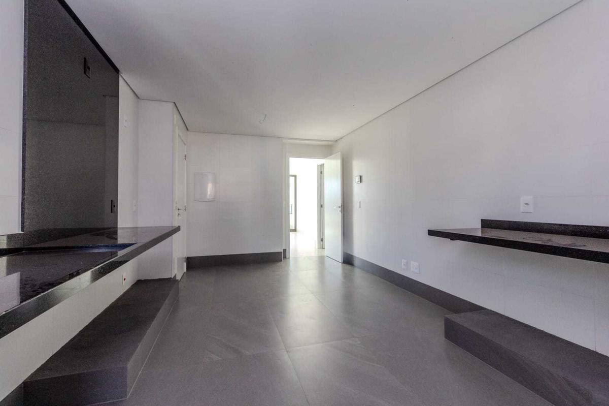Apartamento, Serra, 4 Quartos, 4 Vagas, 3 Suítes