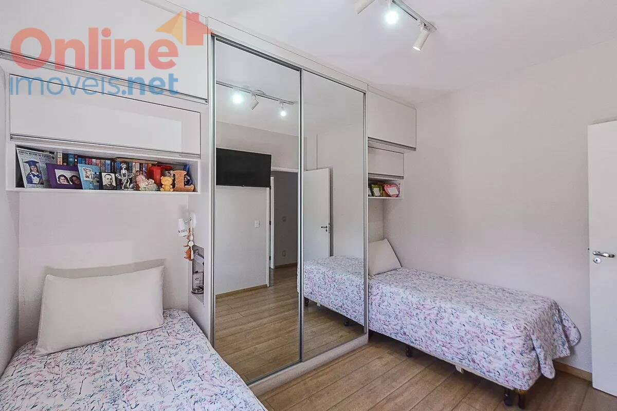 Cobertura, Cidade Nova, 4 Quartos, 0 Vaga, 1 Suíte