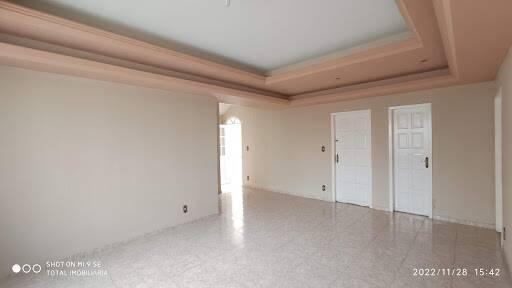 Casa, Santo Elói, 4 Quartos, 2 Vagas, 1 Suíte